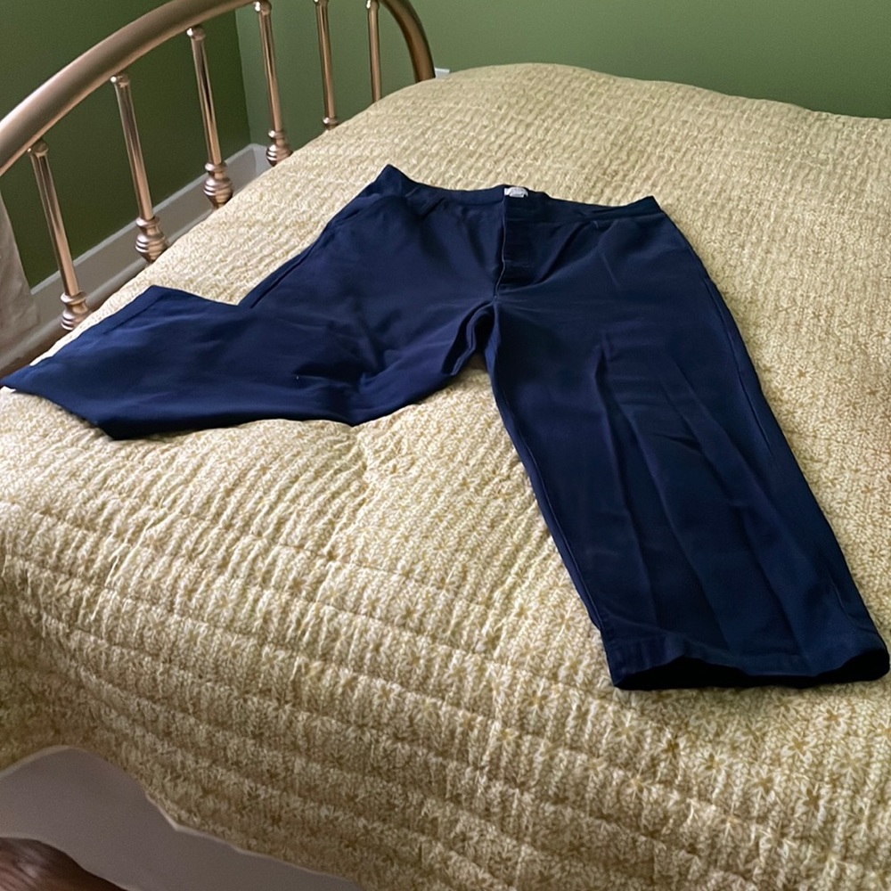 Wide leg cropped navy pants